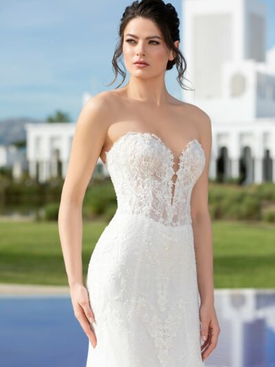 Miss Kelly - 251-29