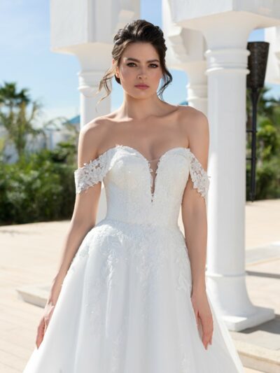 Miss Kelly - 251-31